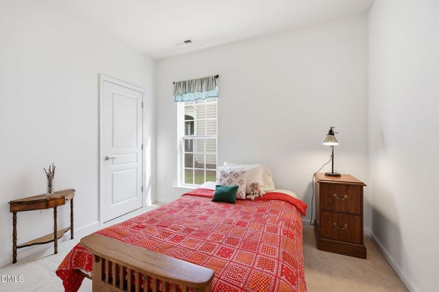 537 Tomkins Loop, Cary, NC 27519