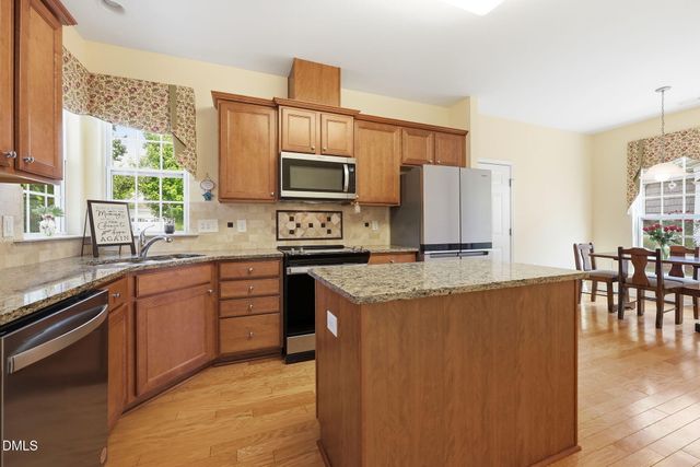537 Tomkins Loop, Cary, NC 27519