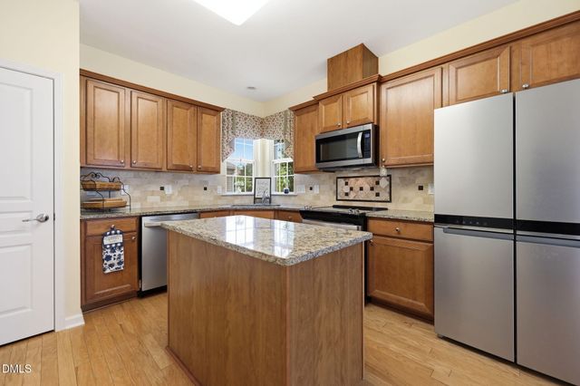 537 Tomkins Loop, Cary, NC 27519