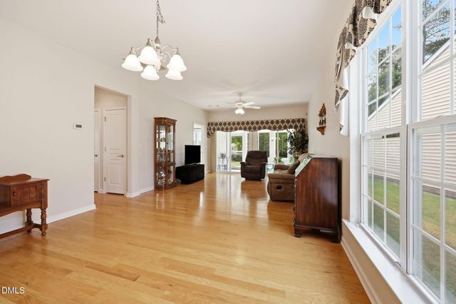 537 Tomkins Loop, Cary, NC 27519