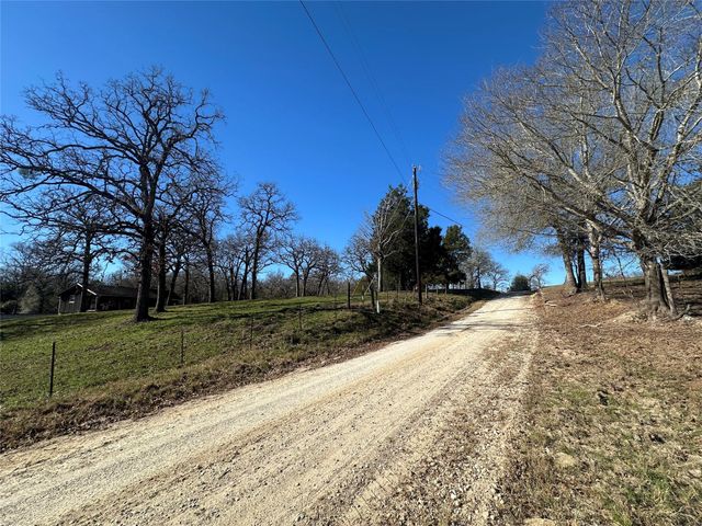 14556 County Road 445, Marquez, TX 77865