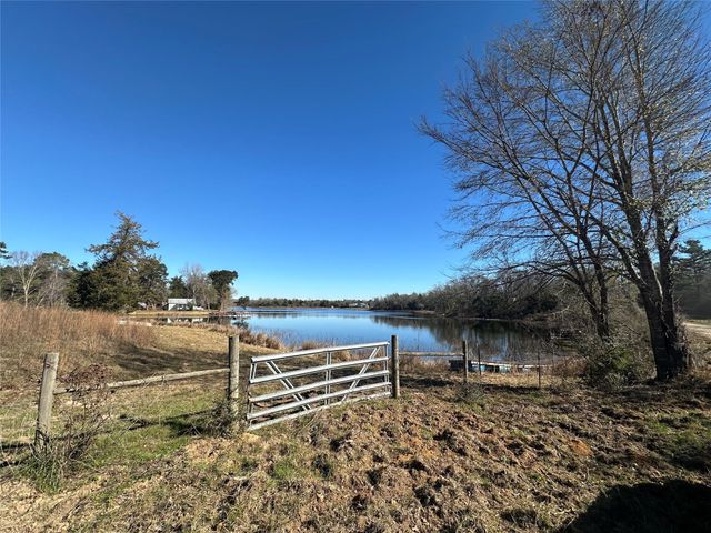 14556 County Road 445, Marquez, TX 77865