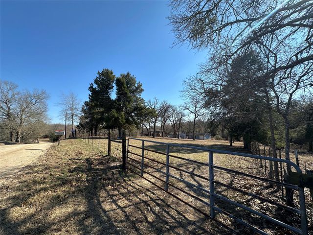 14556 County Road 445, Marquez, TX 77865