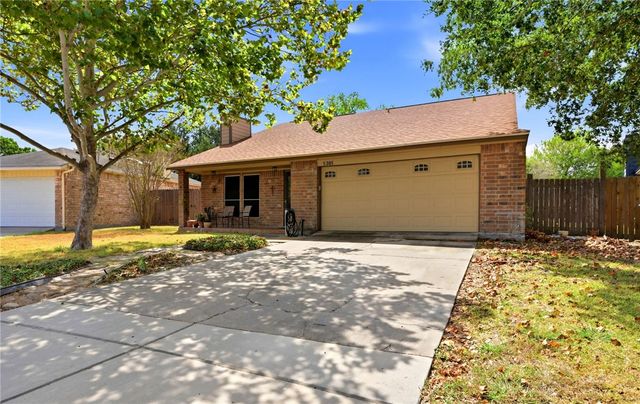 5305 Woodgate Dr, Corpus Christi, TX 78413