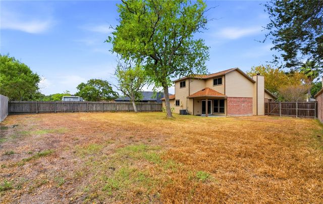 5305 Woodgate Dr, Corpus Christi, TX 78413