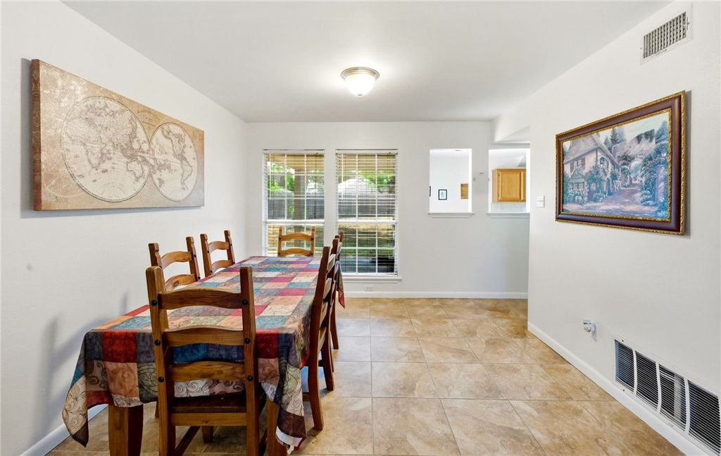 5305 Woodgate Dr, Corpus Christi, TX 78413 — photo 5