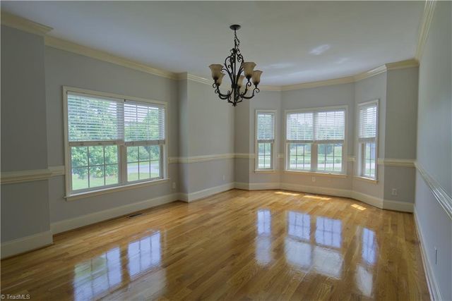 2034 Waterford Pointe Road, Lexington, NC 27292