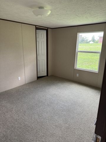 9410 Sunrise Road, Red Boiling Springs, TN 37150