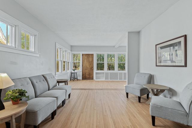 1123 Sherburne Avenue, Saint Paul, MN 55104