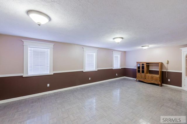 225 Nez Perce Ave, Rexburg, ID 83440