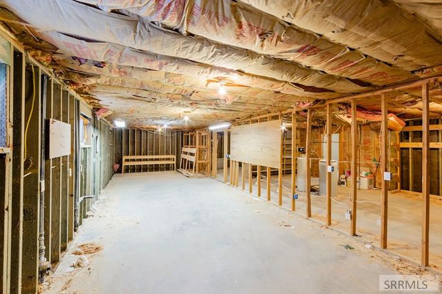 225 Nez Perce Ave, Rexburg, ID 83440