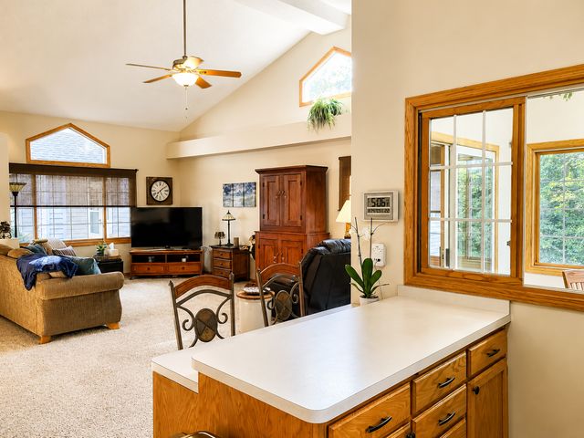 3823 Minnesota Lane N, Plymouth, MN 55446