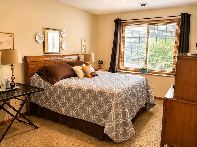 3823 Minnesota Lane N, Plymouth, MN 55446