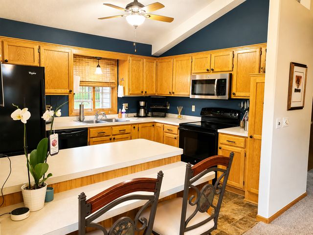 3823 Minnesota Lane N, Plymouth, MN 55446
