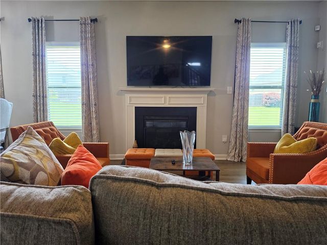 65 Foxgrove Cv, Covington, GA 30014
