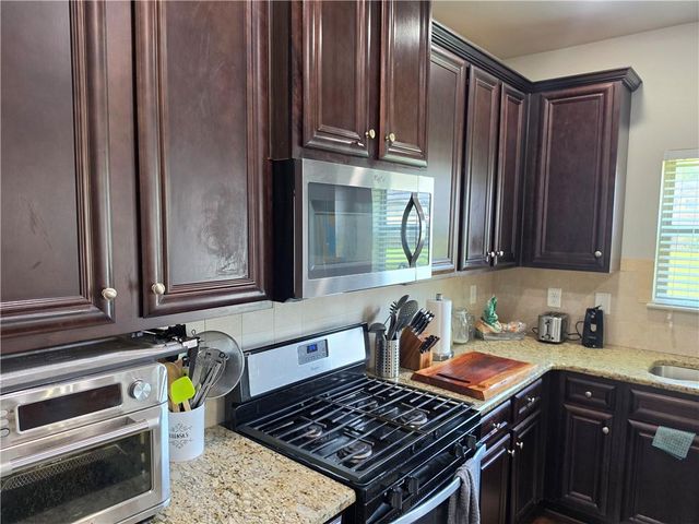 65 Foxgrove Cv, Covington, GA 30014
