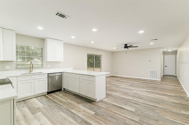 5421 LAKE LUTHER ROAD, Lakeland, FL 33805