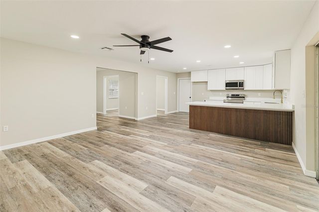 5421 LAKE LUTHER ROAD, Lakeland, FL 33805