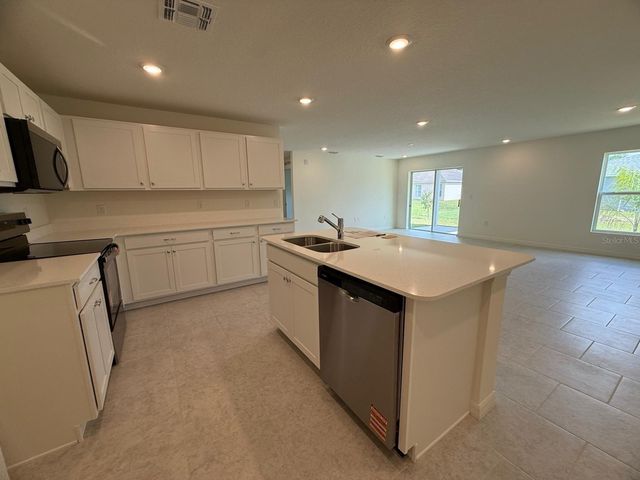 293 LAFLEUR STREET SW, Palm Bay, FL 32908