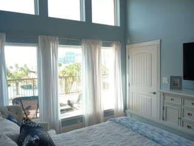 9520 Seawall Blvd 247, Galveston, TX 77554