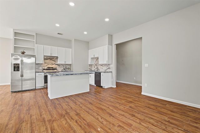 20 Coolcrest Drive, Point Blank, TX 77364