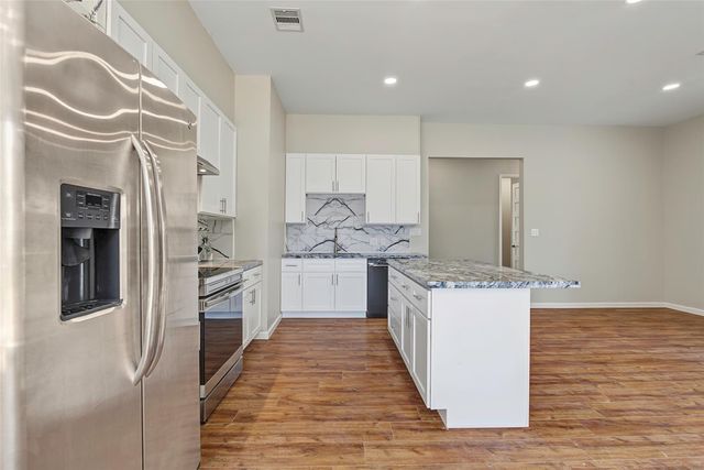 20 Coolcrest Drive, Point Blank, TX 77364