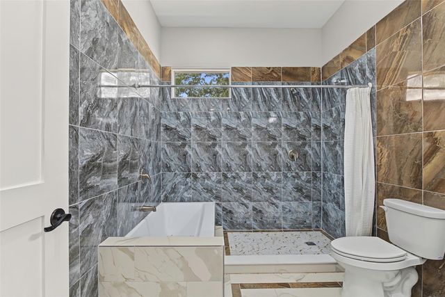 20 Coolcrest Drive, Point Blank, TX 77364