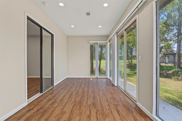 20 Coolcrest Drive, Point Blank, TX 77364