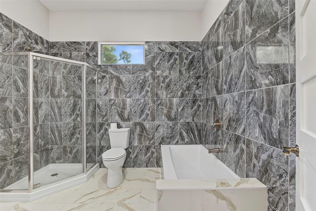 20 Coolcrest Drive, Point Blank, TX 77364