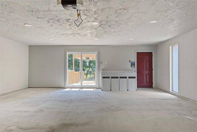 20 Coolcrest Drive, Point Blank, TX 77364