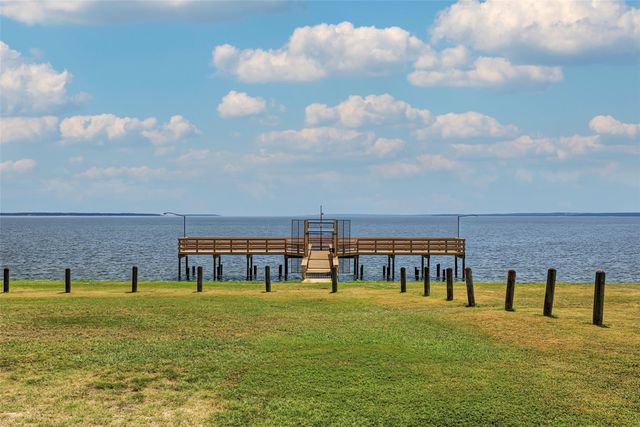 20 Coolcrest Drive, Point Blank, TX 77364