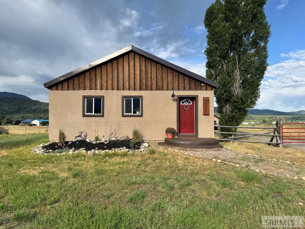 3334 Swan Valley Hwy, Swan Valley, ID 83449