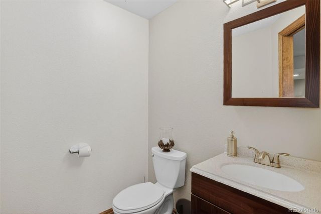 5452 S Zeno Street, Centennial, CO 80015