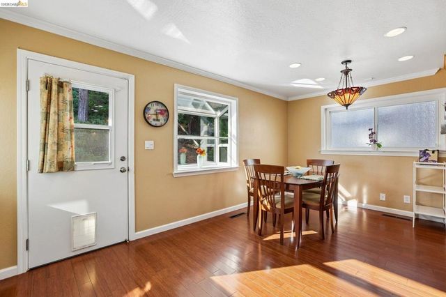 85 Edgemont Way, Oakland, CA 94605