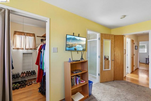 85 Edgemont Way, Oakland, CA 94605