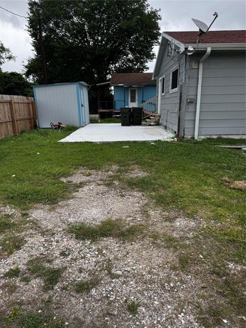 4515 7th Street, Bacliff, TX 77518