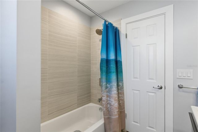 8288 137TH LANE, Seminole, FL 33776