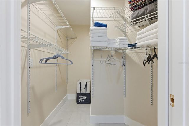 8288 137TH LANE, Seminole, FL 33776