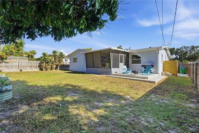 8288 137TH LANE, Seminole, FL 33776