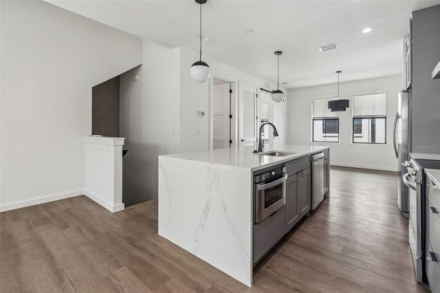1218 E KAY STREET 14, Tampa, FL 33602