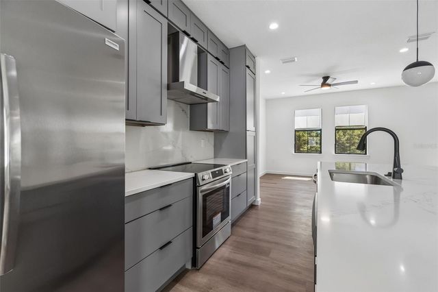 1218 E KAY STREET 14, Tampa, FL 33602