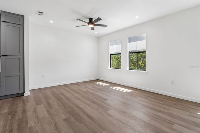 1218 E KAY STREET 14, Tampa, FL 33602