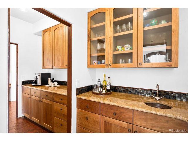 5757 Pine Ct, Larkspur, CO 80118