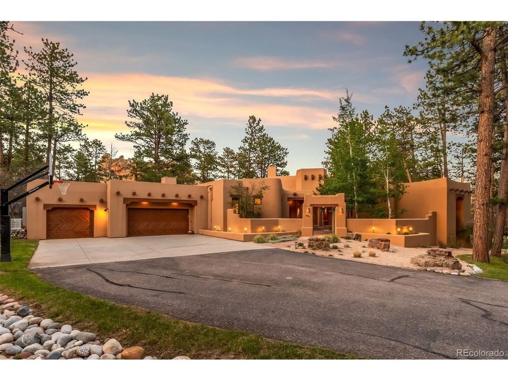 5757 Pine Ct, Larkspur, CO 80118