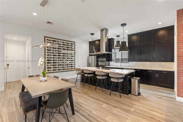 14550 SW 32nd st, Miami, FL 33175