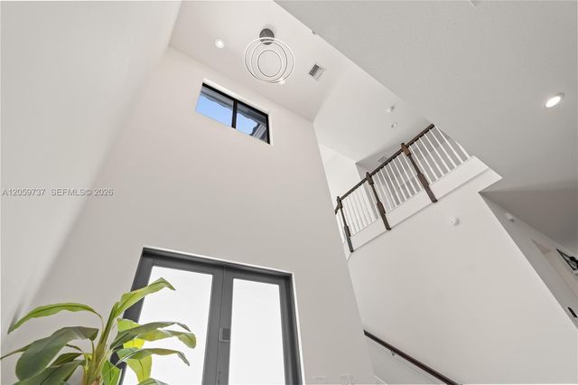 14550 SW 32nd st, Miami, FL 33175