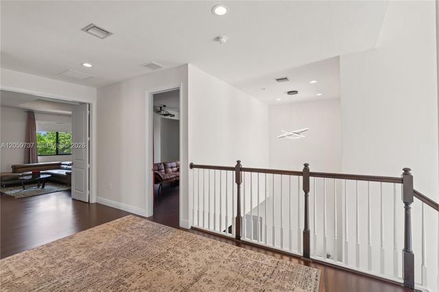 14550 SW 32nd st, Miami, FL 33175
