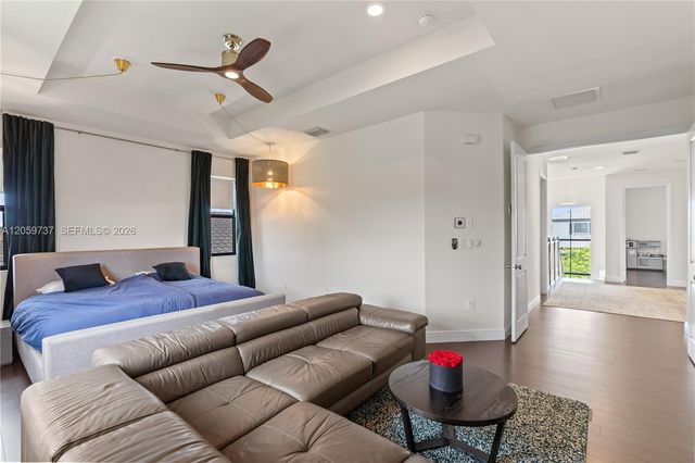 14550 SW 32nd st, Miami, FL 33175