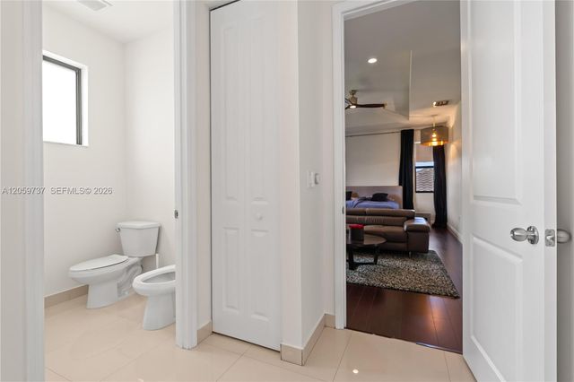 14550 SW 32nd st, Miami, FL 33175