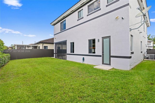 14550 SW 32nd st, Miami, FL 33175